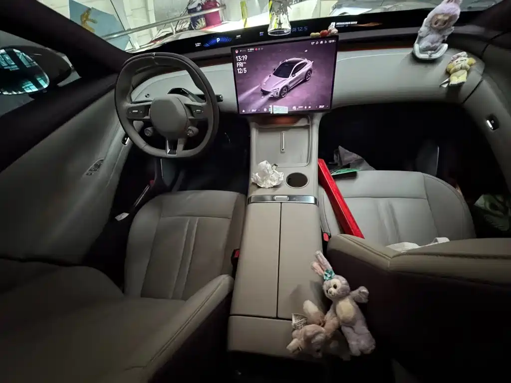 XIAOMI CAR XIAOMI YU7