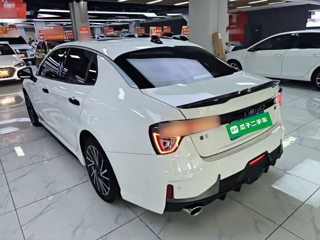 Lynk & Co 03 — миниатюра 5