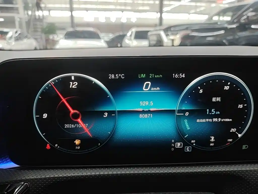 Mercedes-Benz A-Class 2022 — фото 12