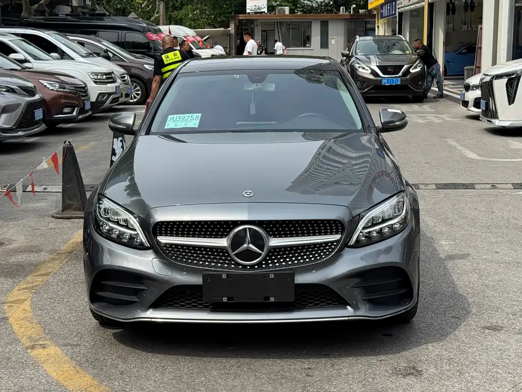 Mercedes-Benz C-Class 2019