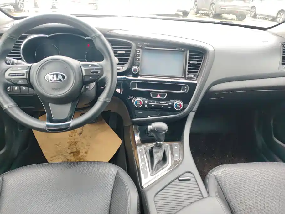 Kia K5 — миниатюра 12