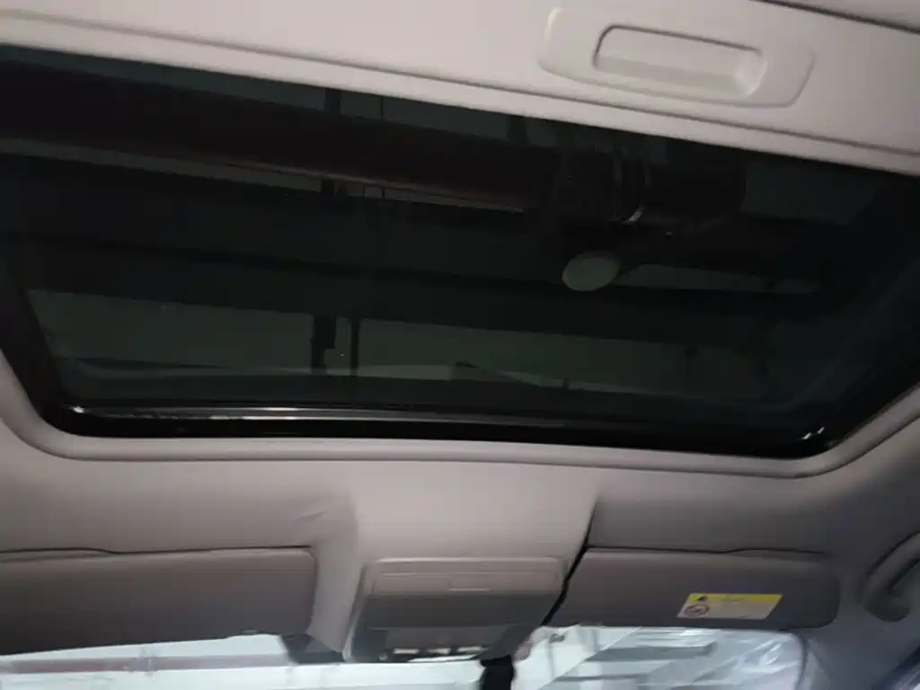Peugeot 3008 — миниатюра 18