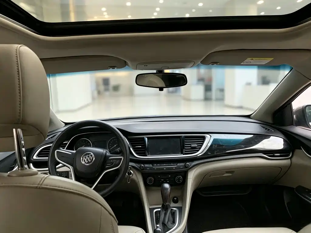 Buick Excelle — миниатюра 6