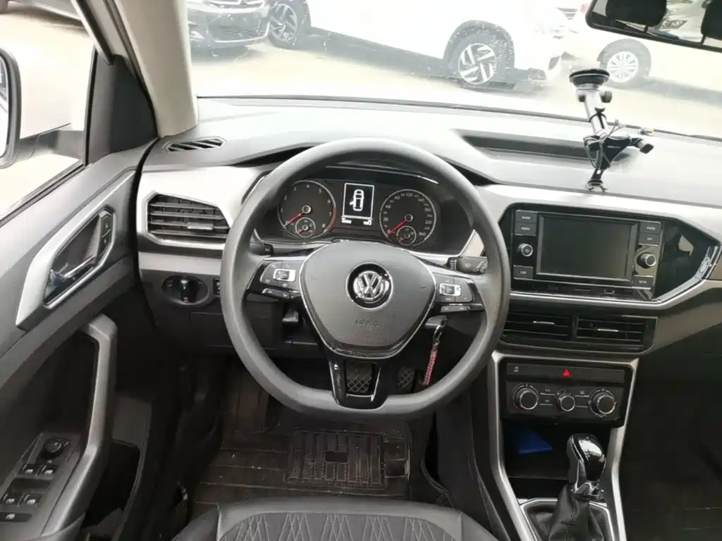 Volkswagen T-Cross — миниатюра 11