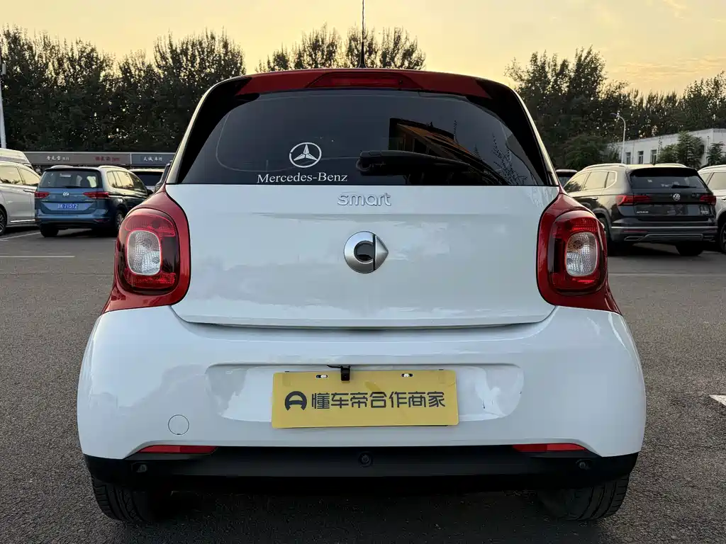 smart Smart Forfour — миниатюра 5
