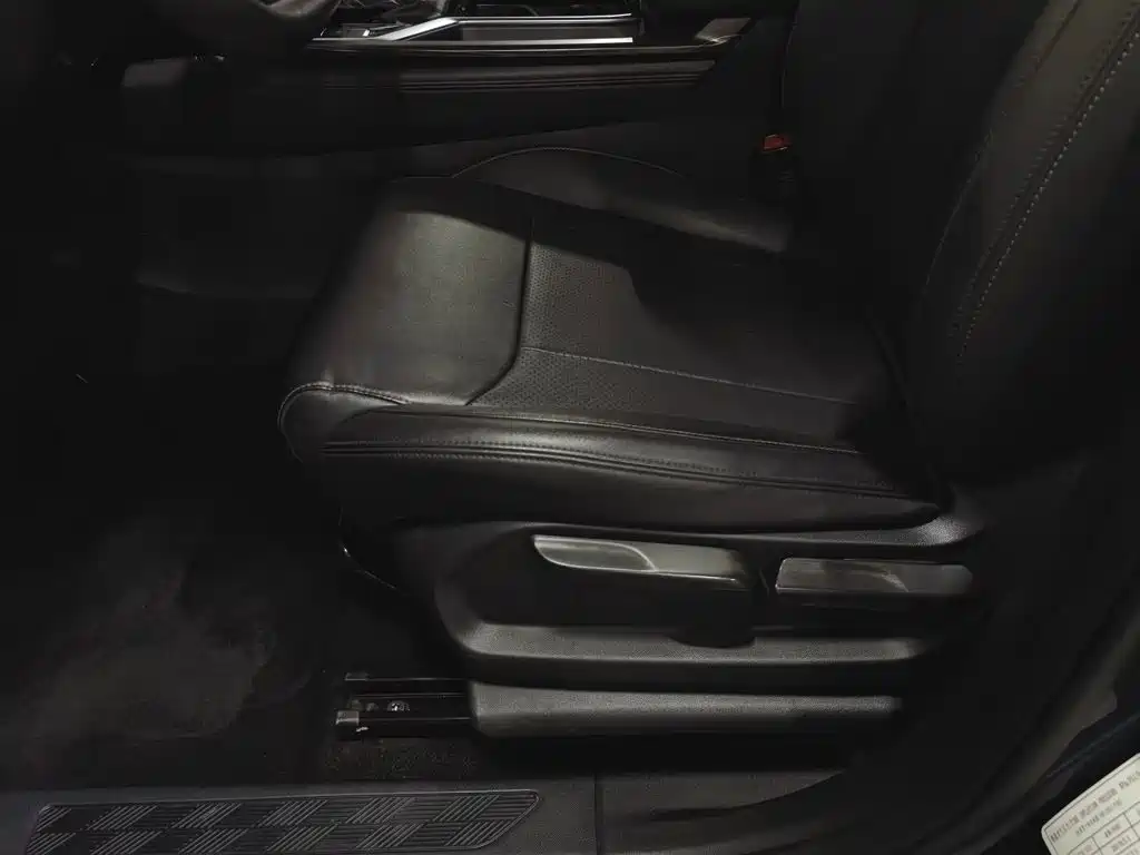 Wuling Jiachen — миниатюра 20