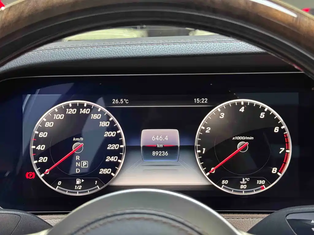 Mercedes-Benz S-Class — миниатюра 7