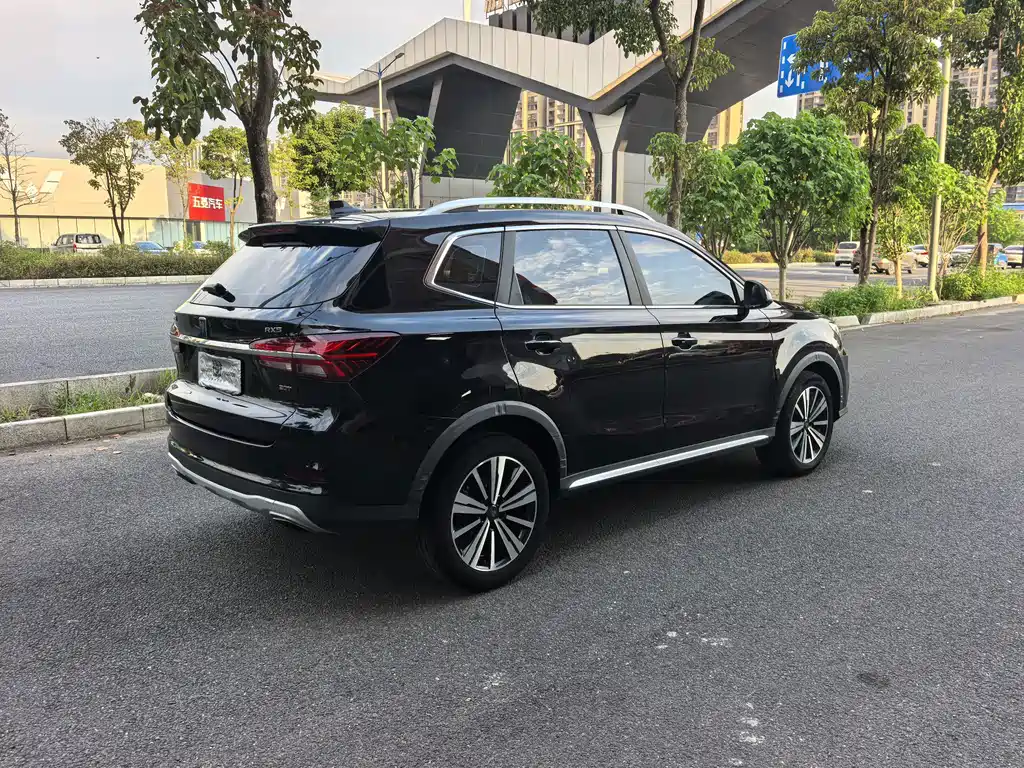 Roewe RX5 — миниатюра 5