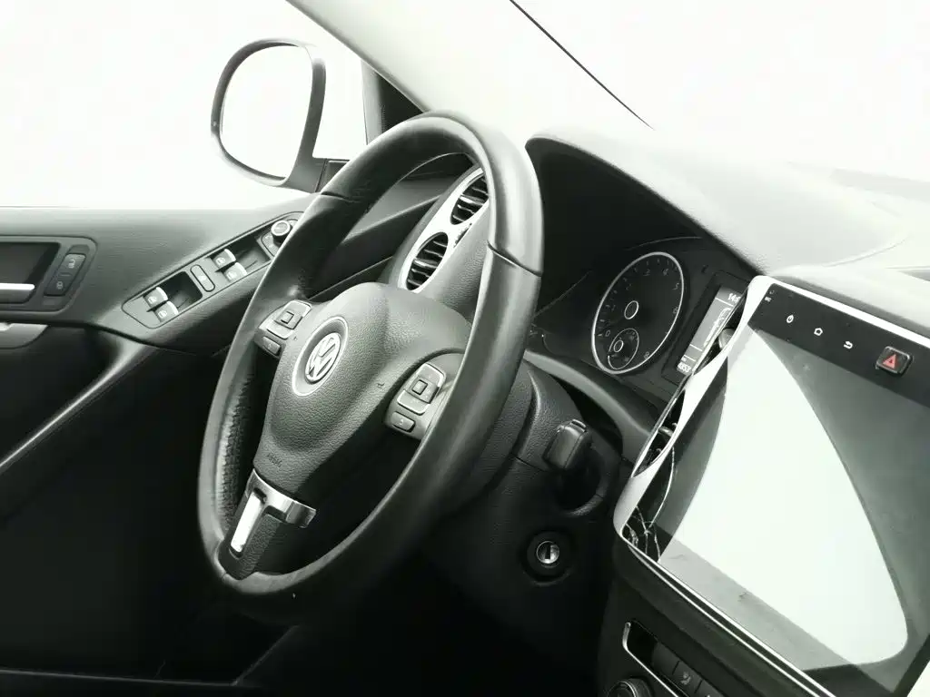 Volkswagen Tiguan — миниатюра 22