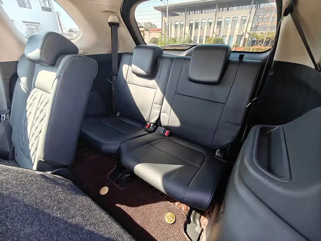 Mitsubishi Outlander — миниатюра 19