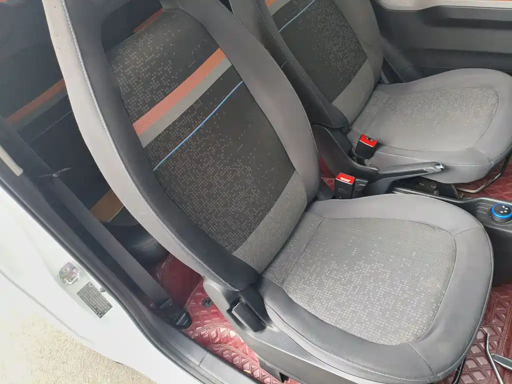 Wuling MINIEV — миниатюра 25