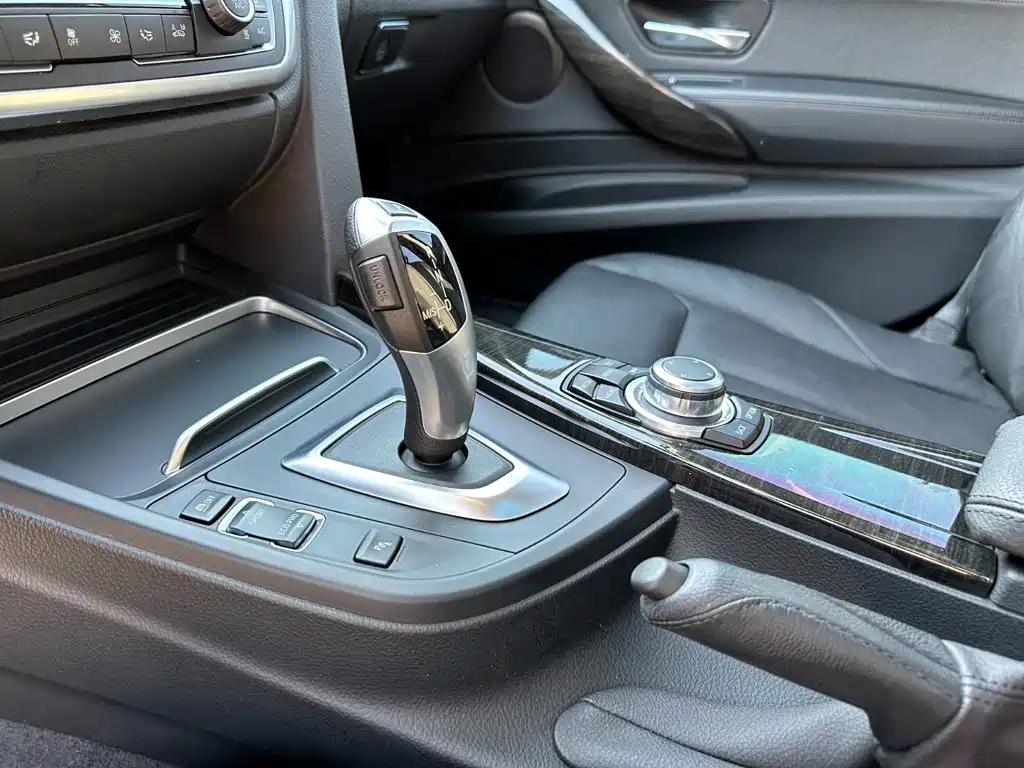 BMW 3 Series GT — миниатюра 15