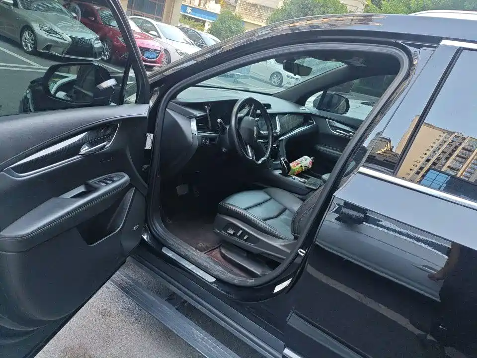 Cadillac XT6 — миниатюра 4