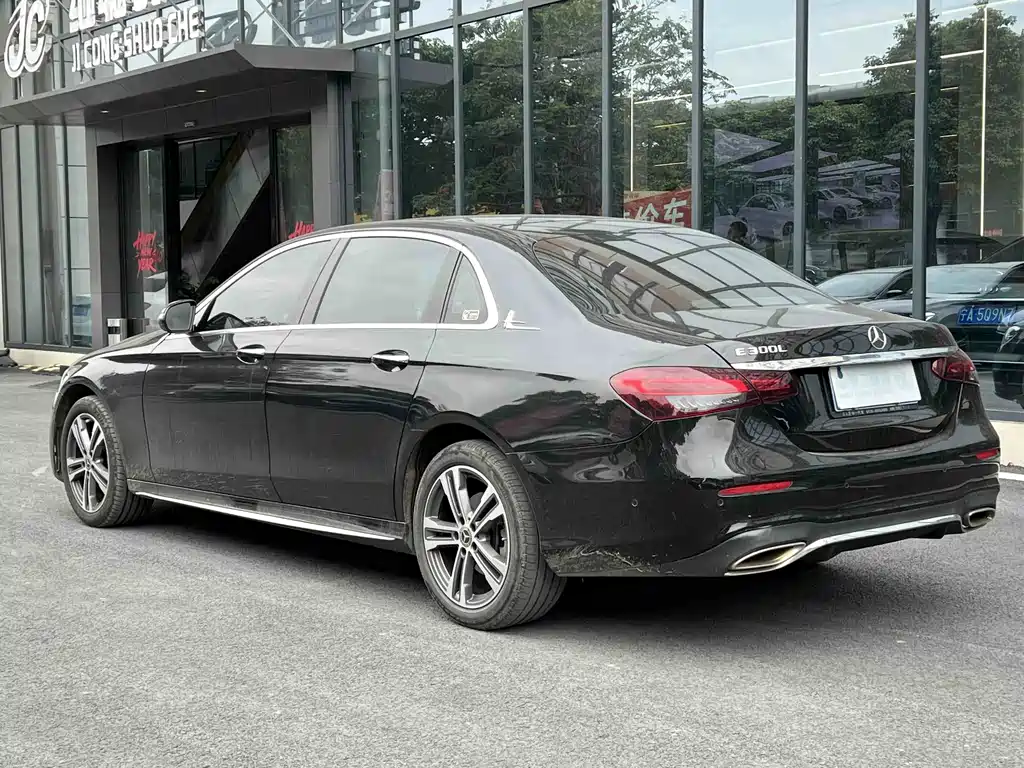 Mercedes-Benz E-Class E 2022 E 260 L Sport