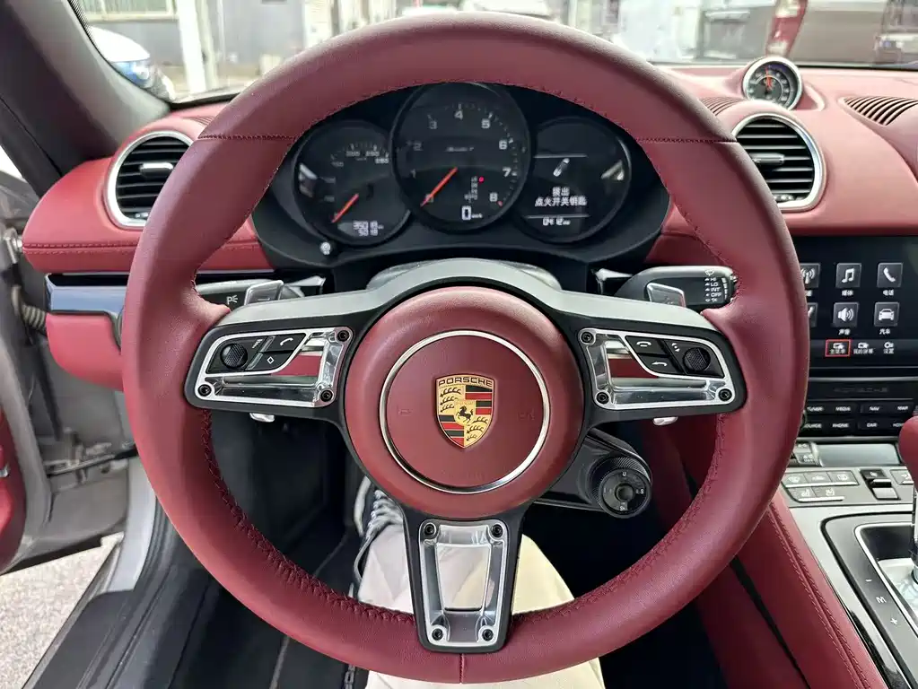 Porsche 718 2022 Boxster T 2.0T