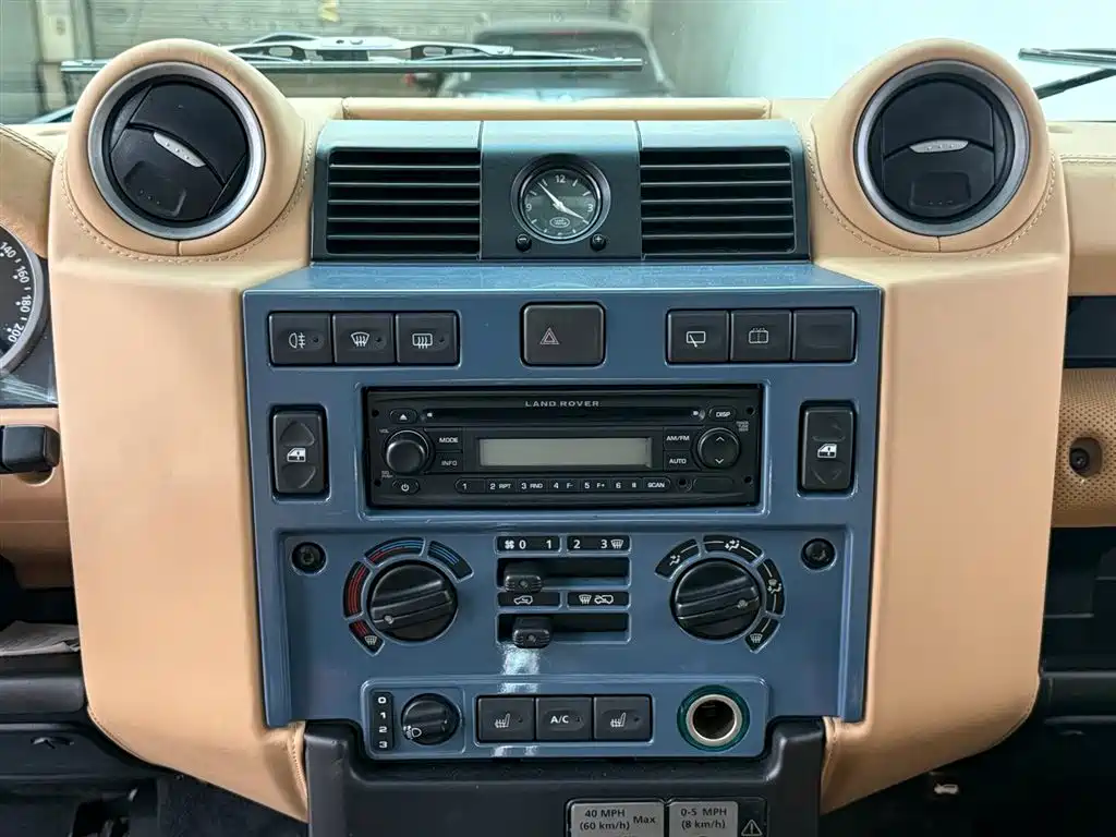 Land Rover Land Rover Defender