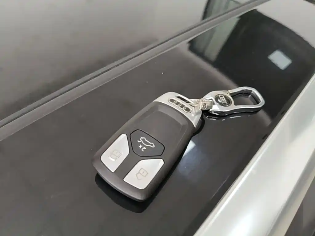 Audi Q5L — миниатюра 9