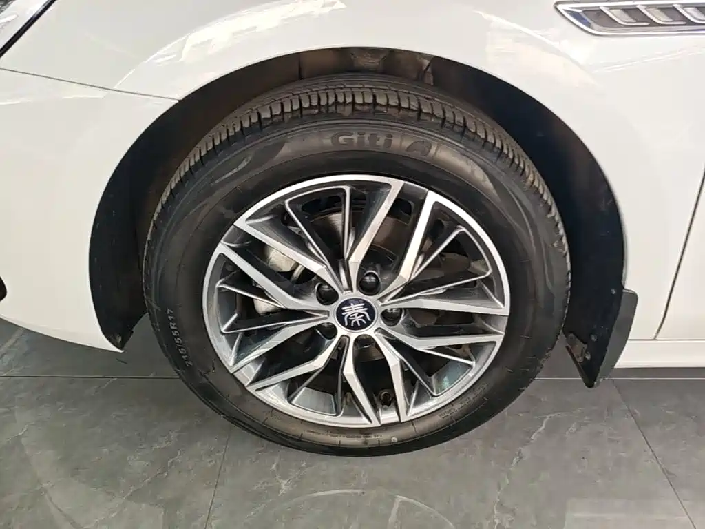 BYD Qin PLUS — миниатюра 23