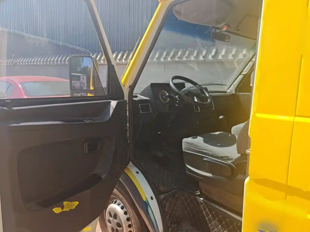 IVECO Daily — миниатюра 17
