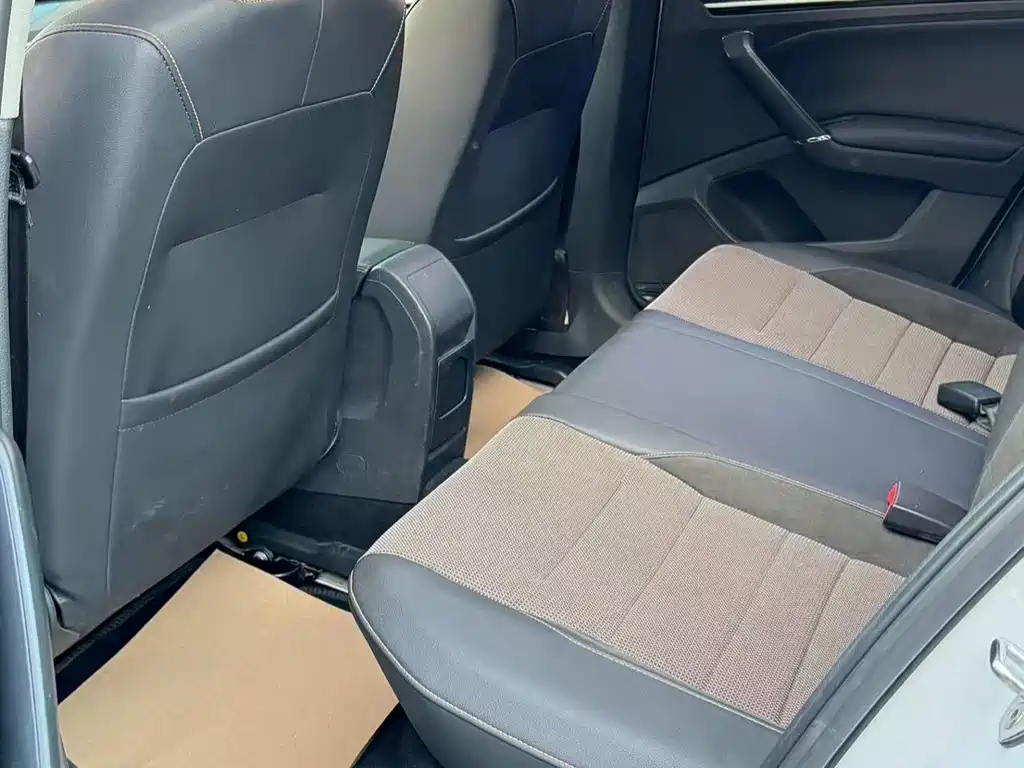 VOLKSWAGEN C TREK WEI COLLAR