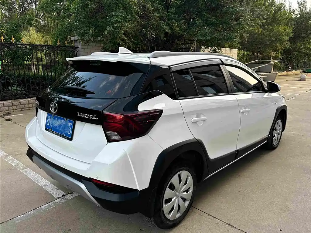 Toyota Yaris L — миниатюра 19