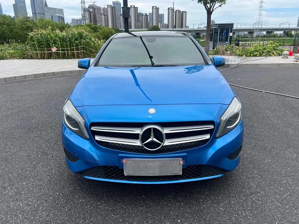 Mercedes-Benz A-Class (Import) — миниатюра 6