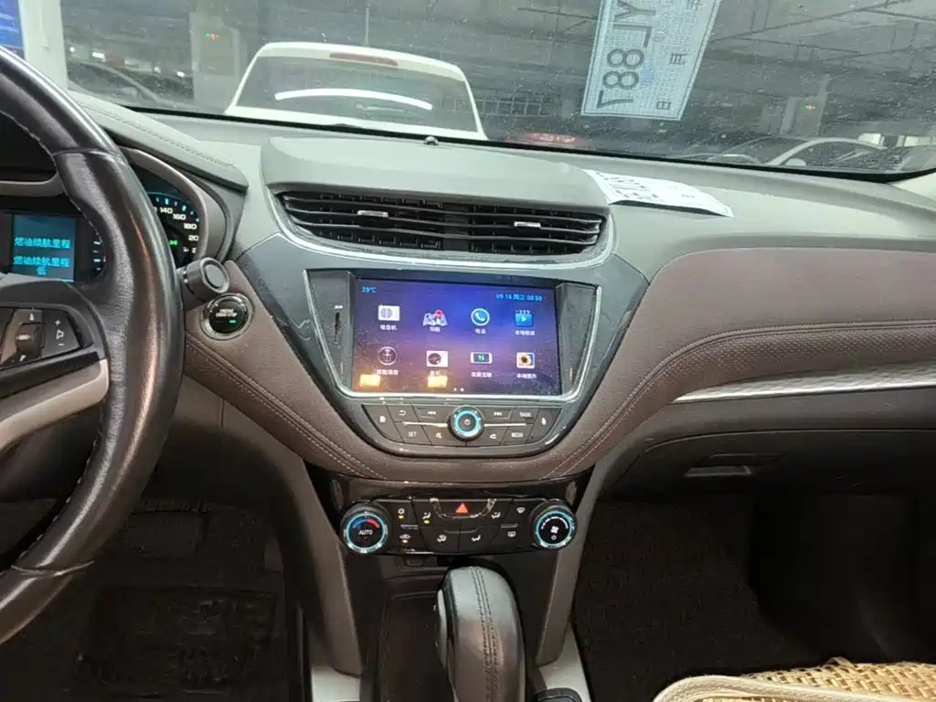 Chevrolet Malibu — миниатюра 13