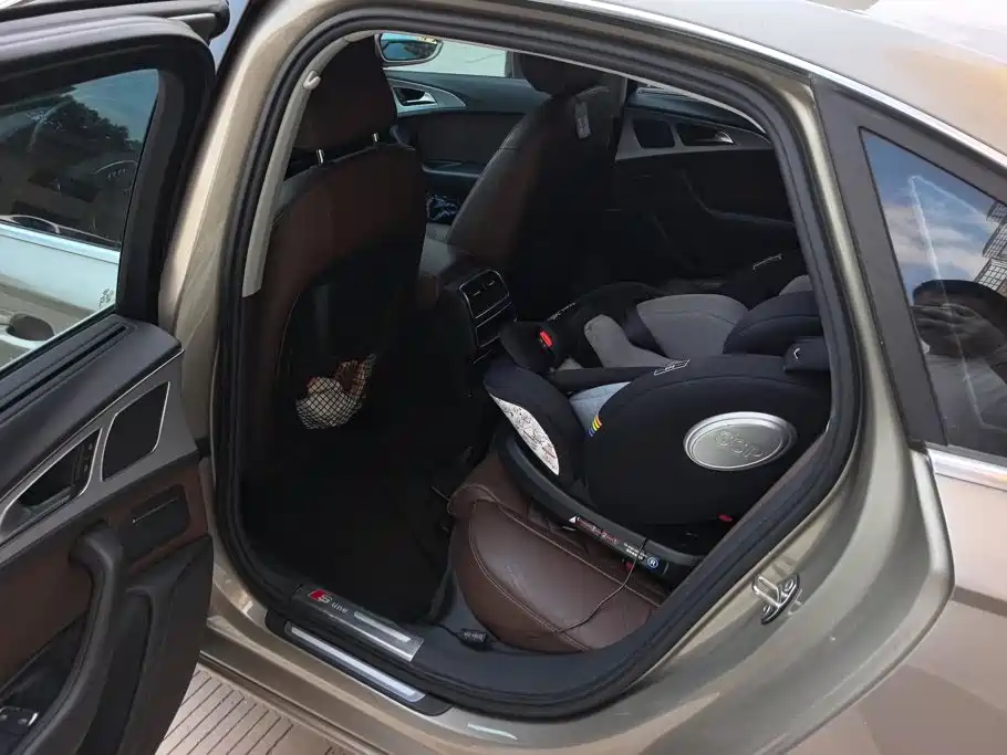 Audi A6L — миниатюра 11