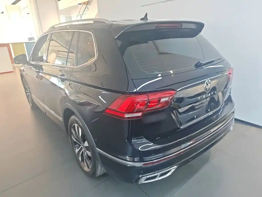 Volkswagen Tiguan L — миниатюра 5
