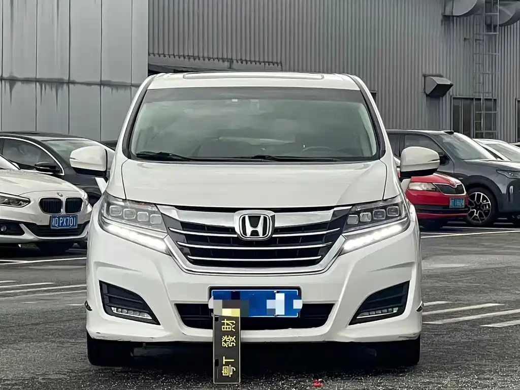 Honda Elysion — миниатюра 2