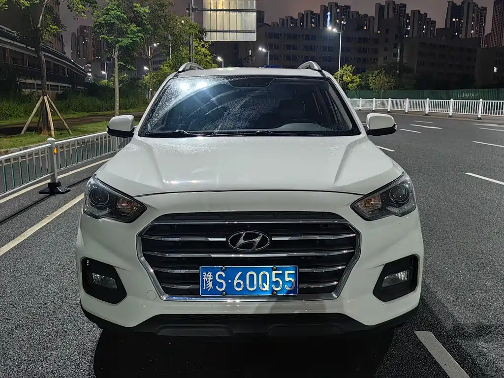 Hyundai ix35 — миниатюра 2