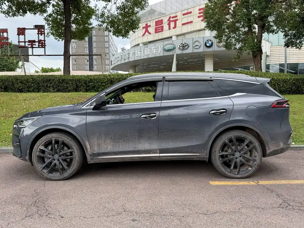 BYD Tang New Energy — миниатюра 3