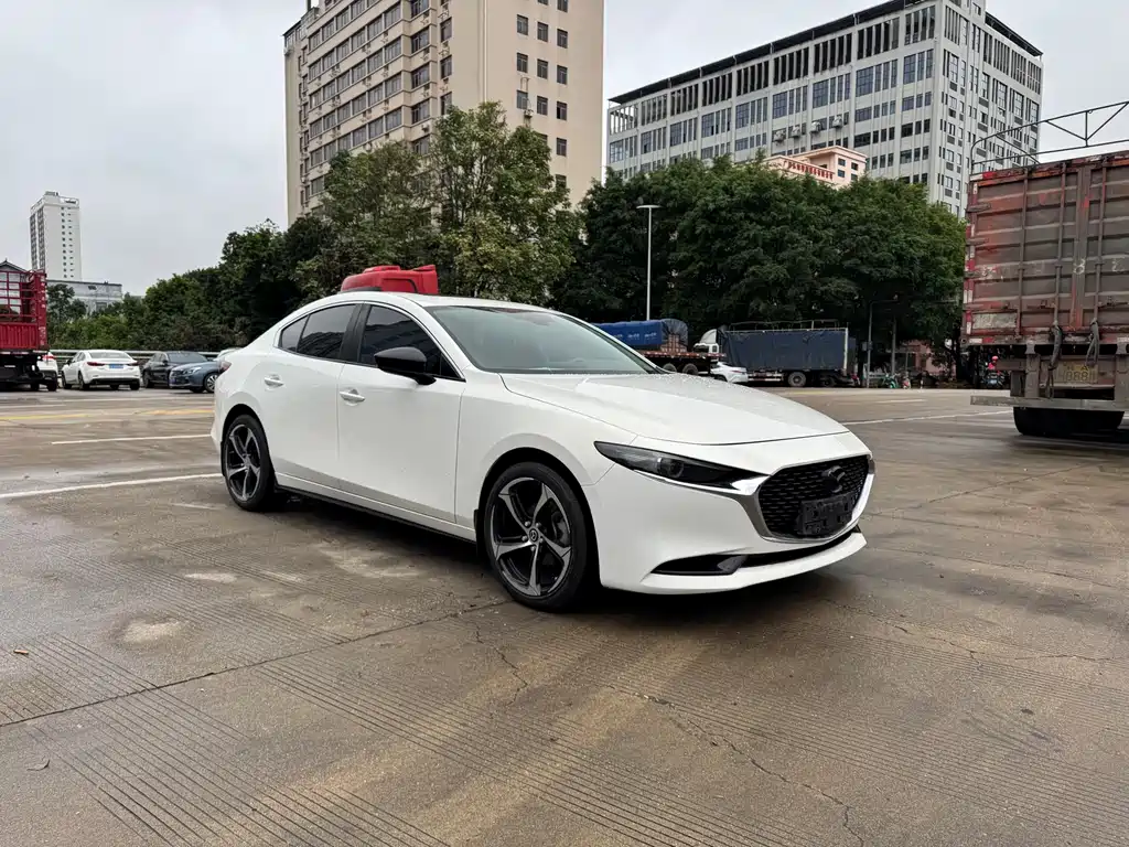 MAZDA 3 ANGKESAILA