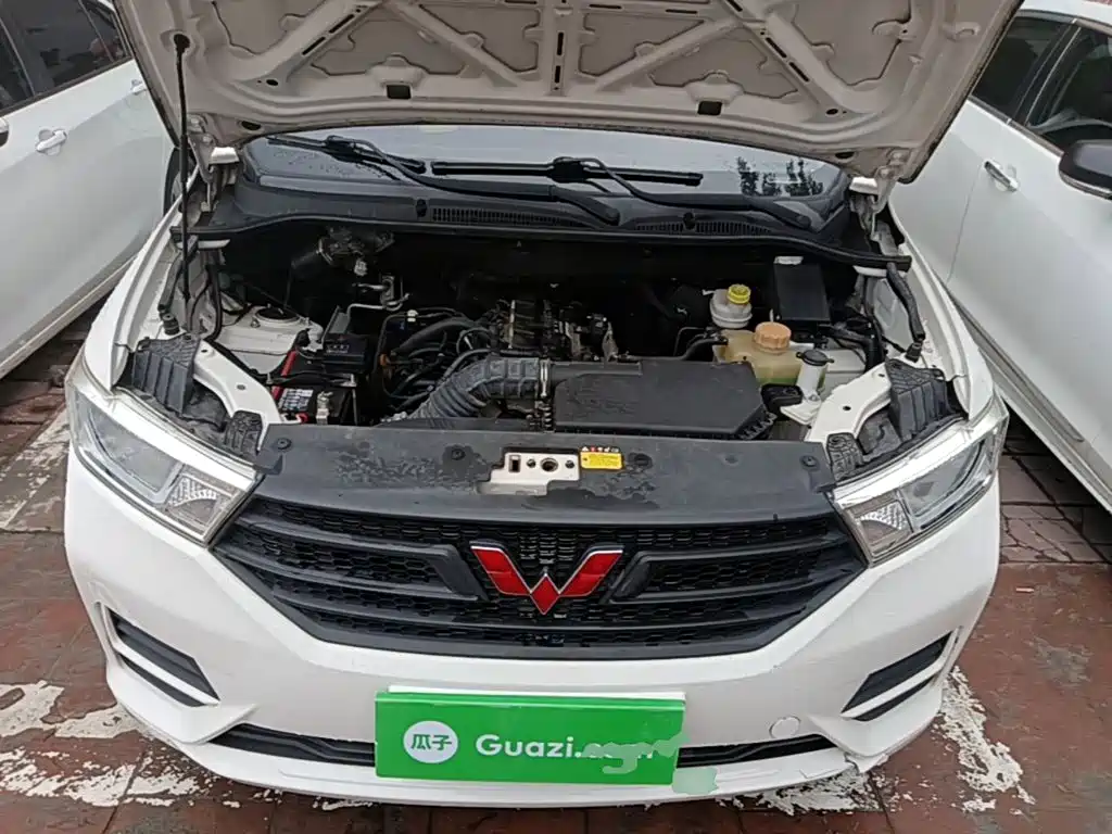 Wuling Hongguang — миниатюра 20