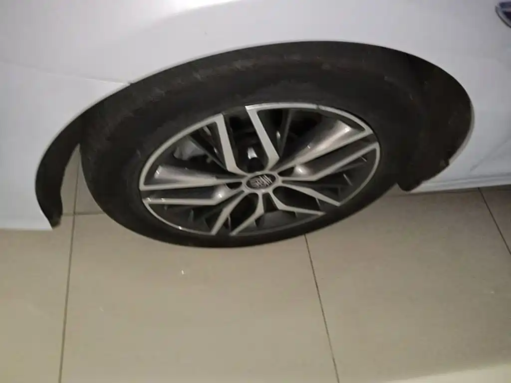 BYD Qin PLUS — миниатюра 23