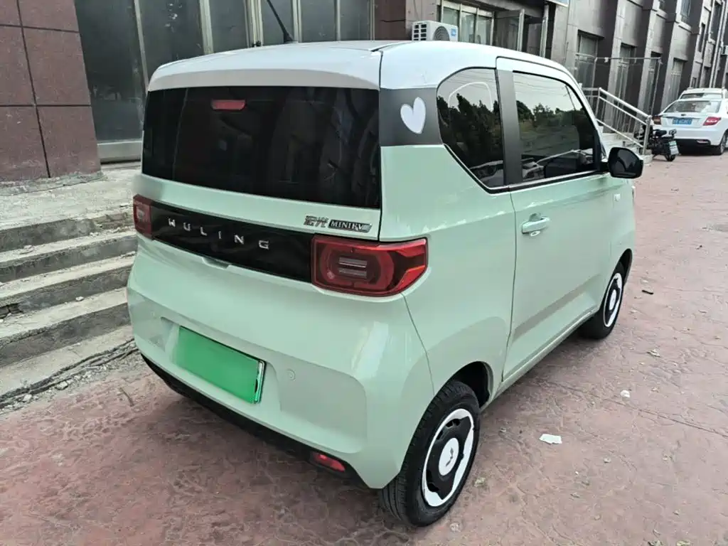 Wuling MINIEV — миниатюра 7