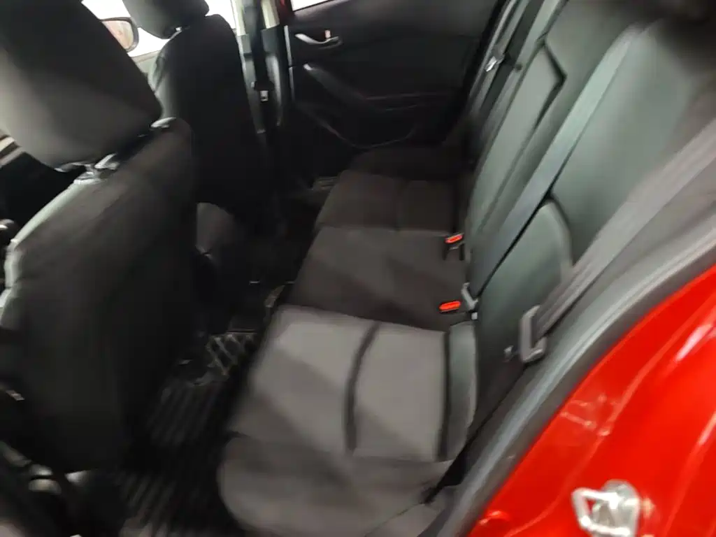 Mazda 3 Axela — миниатюра 17