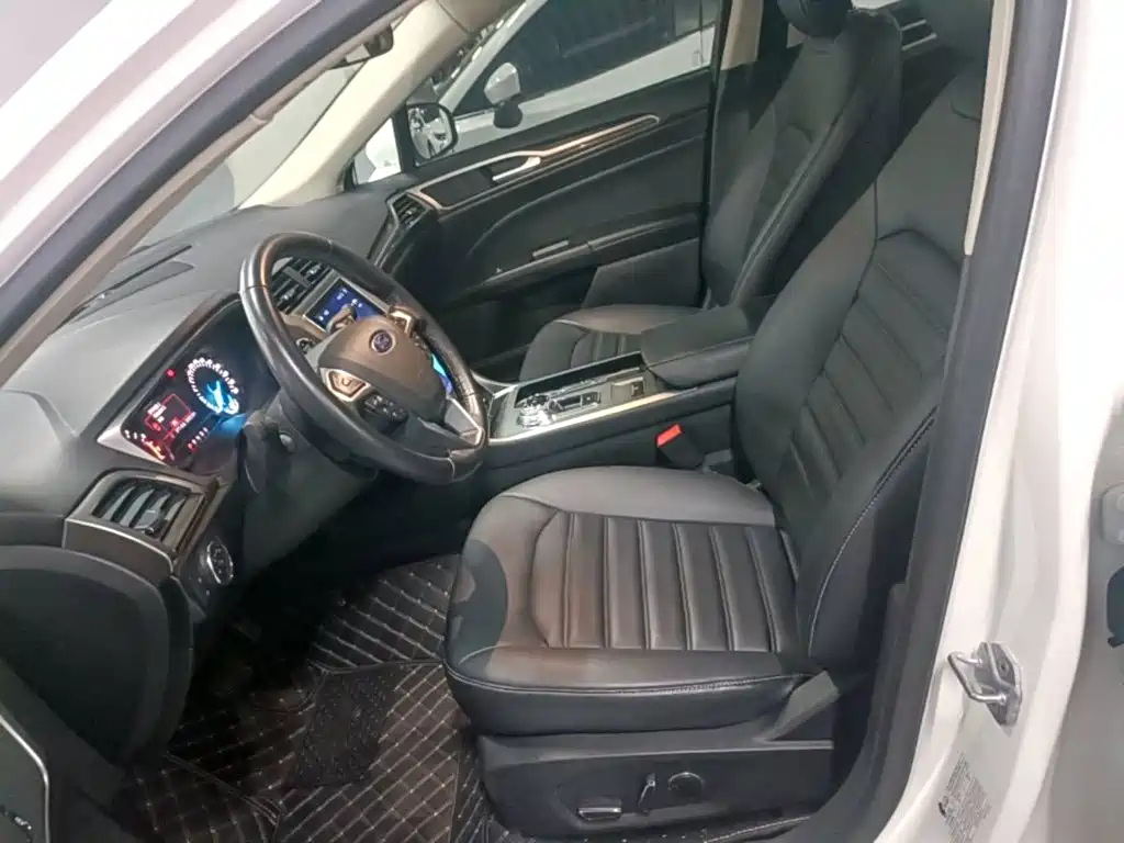 Ford Mondeo — миниатюра 15