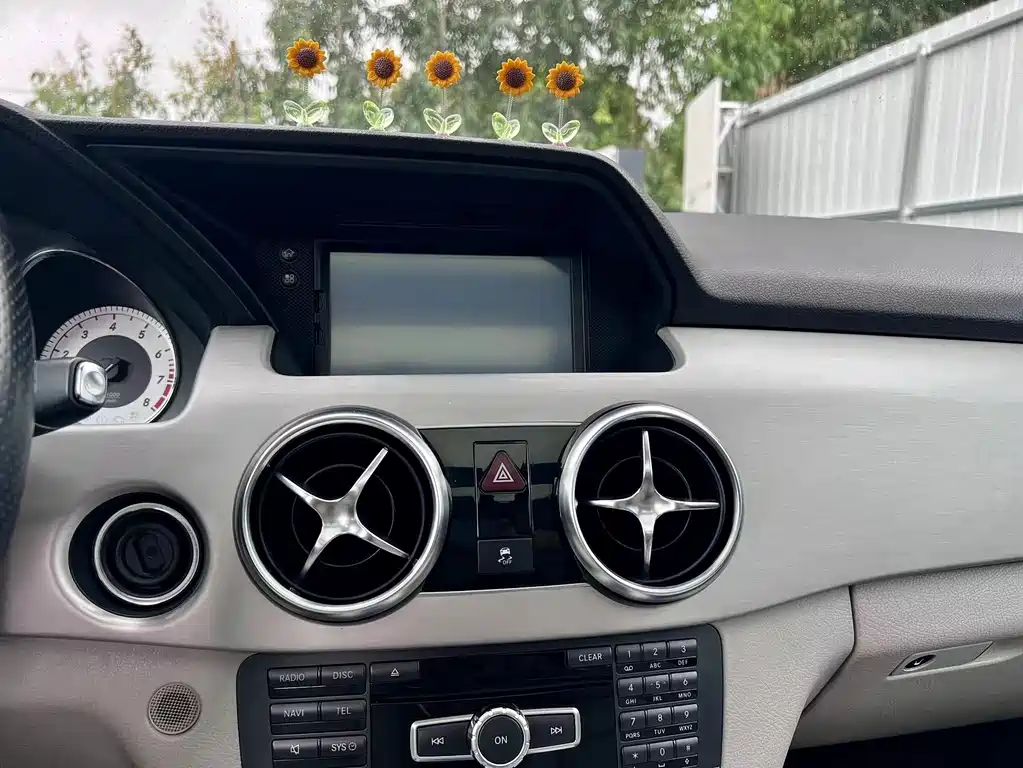 Mercedes-Benz GLK-Class — миниатюра 13