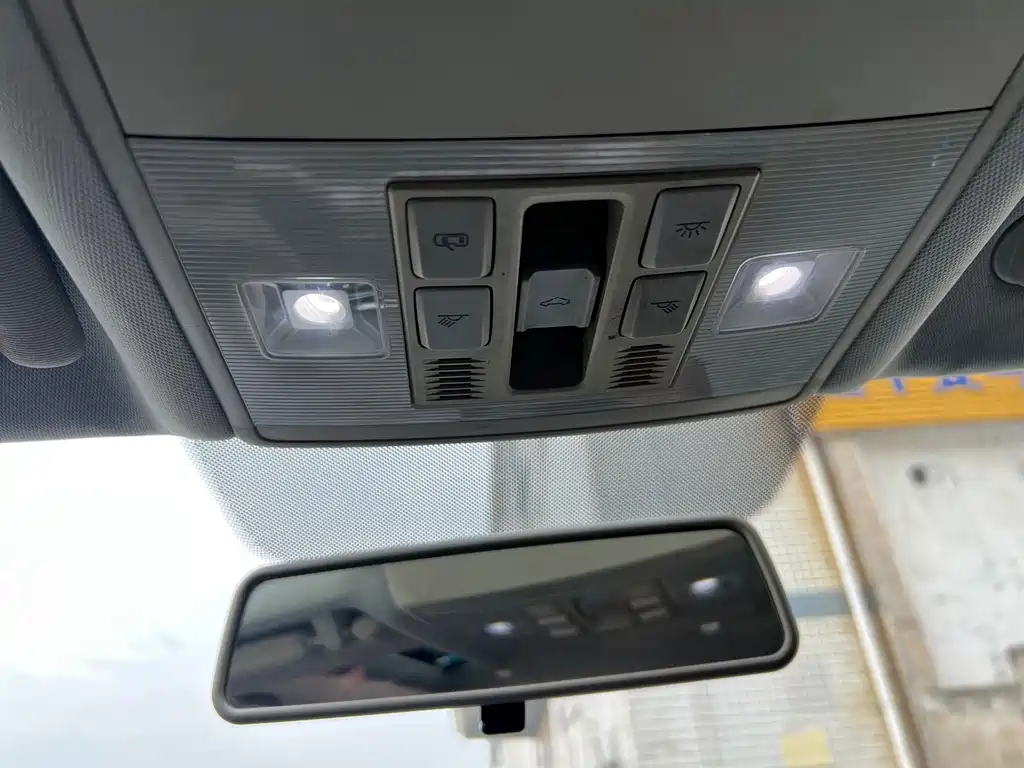 Volkswagen Lamando — миниатюра 11