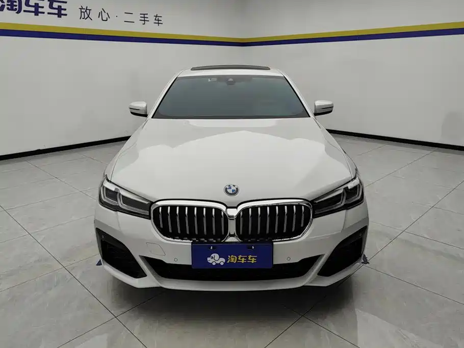 BMW 5 Series Facelift 2 525Li M Sport Package, фото 2