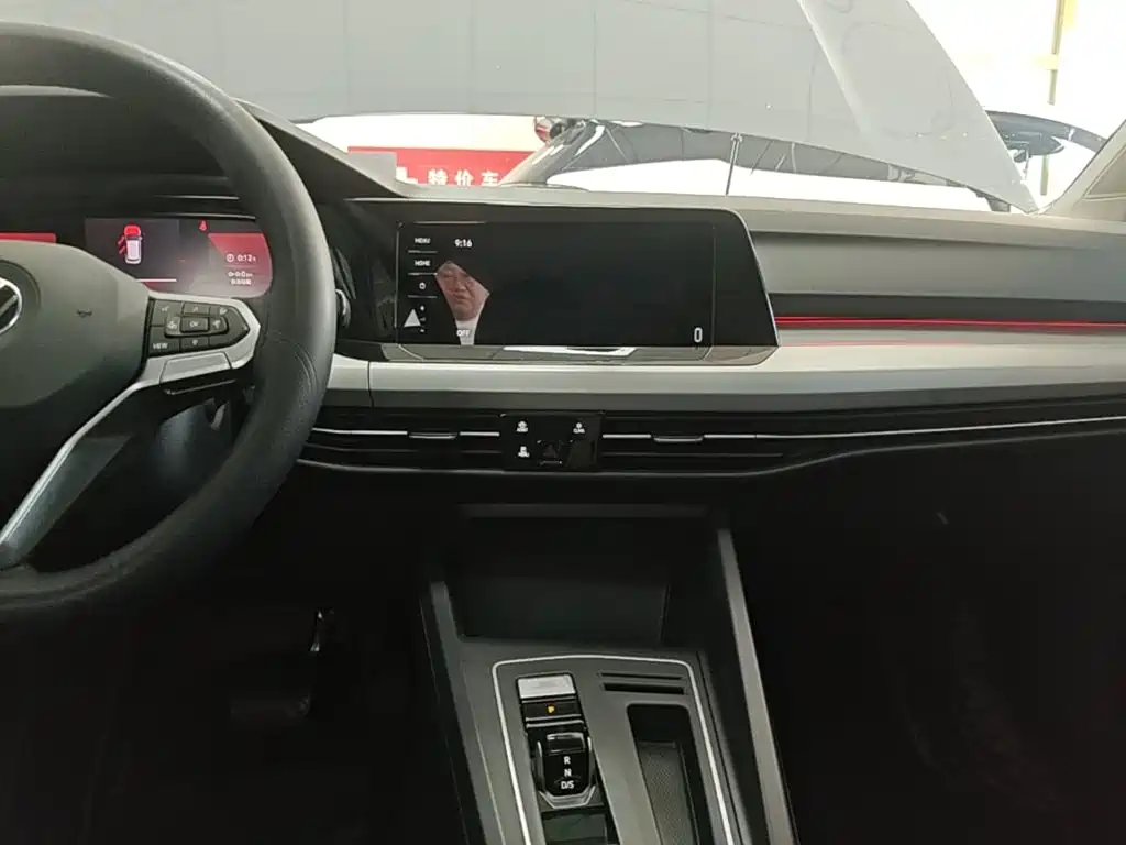 Volkswagen Golf — миниатюра 13
