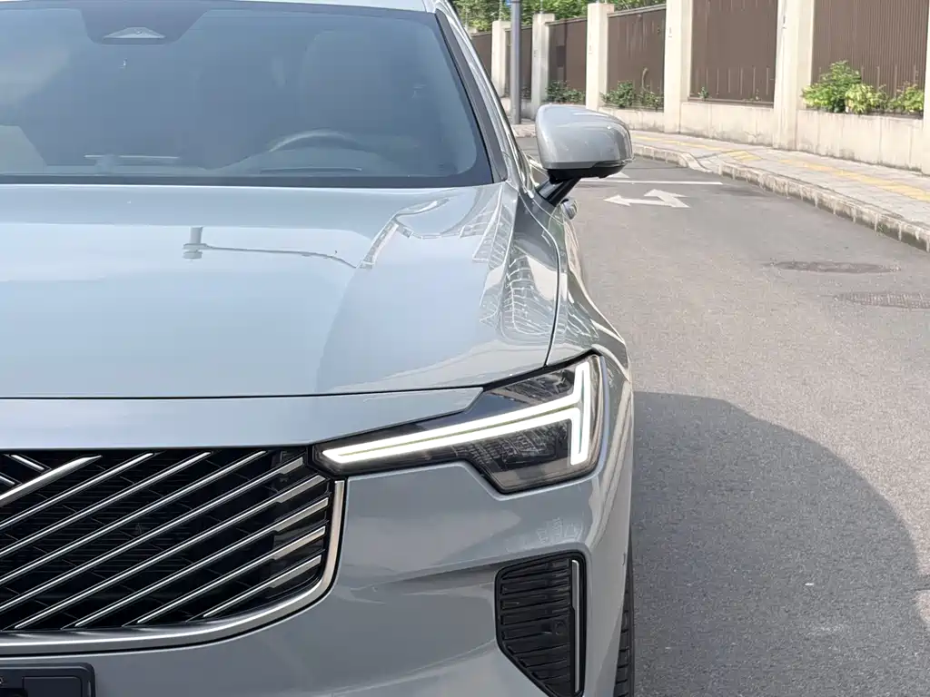 Volvo S90 2026 B5 Luxury