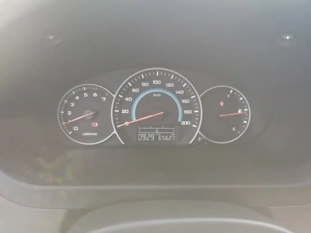 Wuling Rongguang V — миниатюра 12
