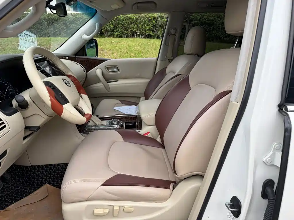 Nissan Patrol — миниатюра 8