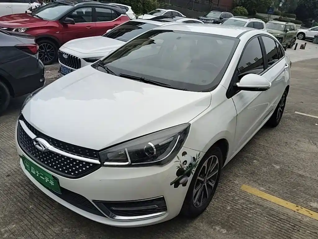 Chery Arrizo 5