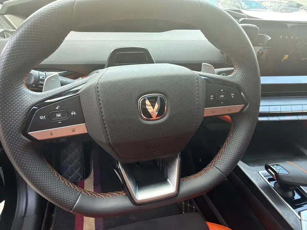 Changan UNI-V — миниатюра 5