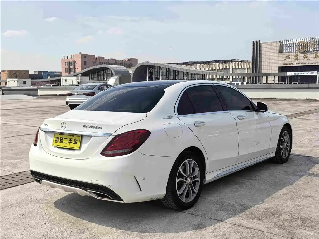 Mercedes-Benz C-Class — миниатюра 5