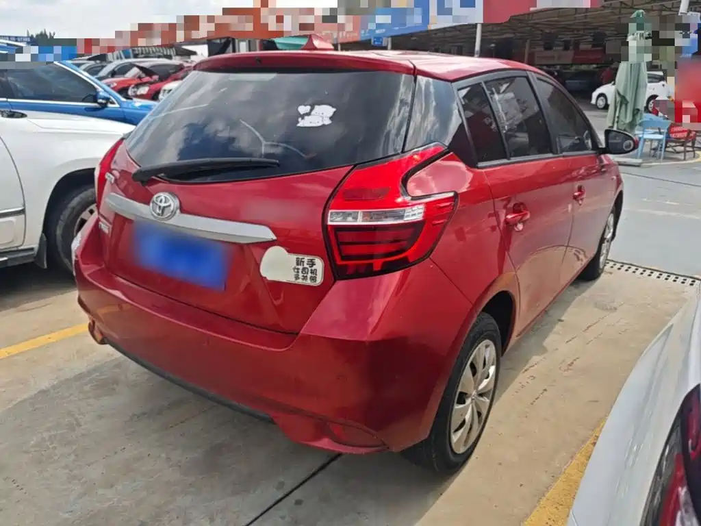 Toyota Yaris L — миниатюра 7