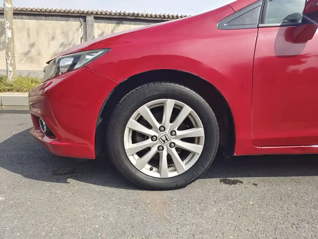 Honda Civic — миниатюра 5